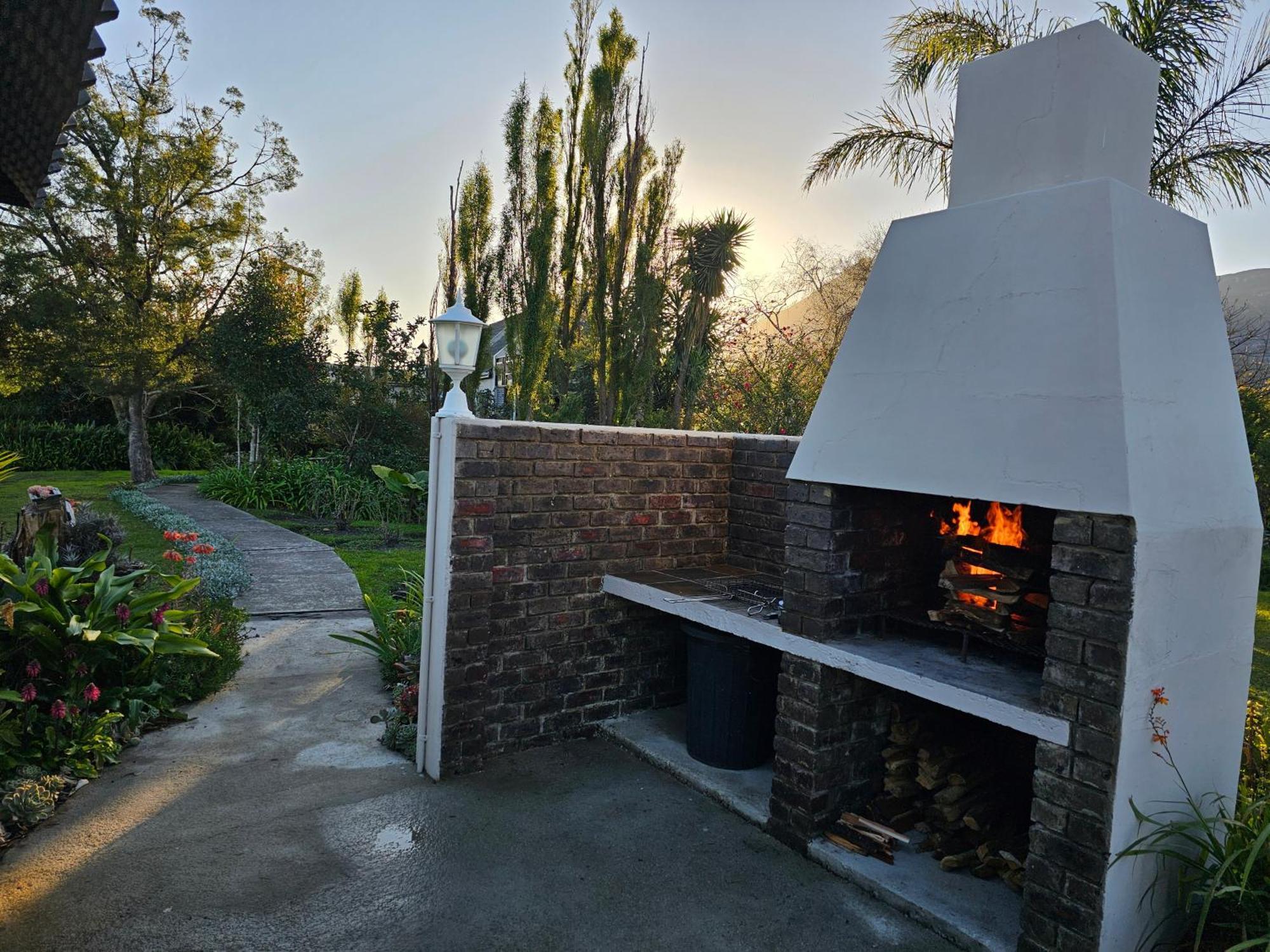 Tsitsikamma Gardens Cottages Self-Catering Cottages Sanddrif Экстерьер фото